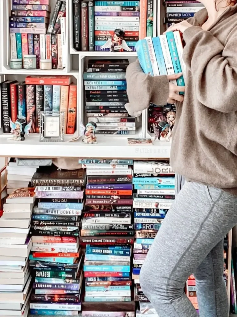 Bookshelf Organization Ideas